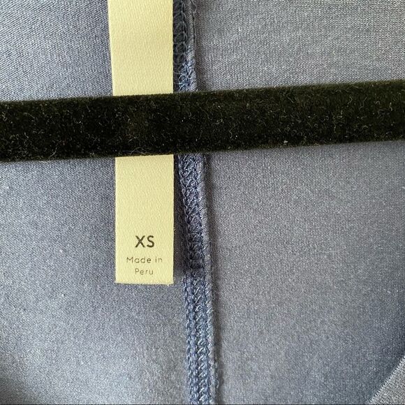 ARITZIA-THE Group Babaton Tie Front Soft Long Sleeve (XS) - Picture 11 of 11